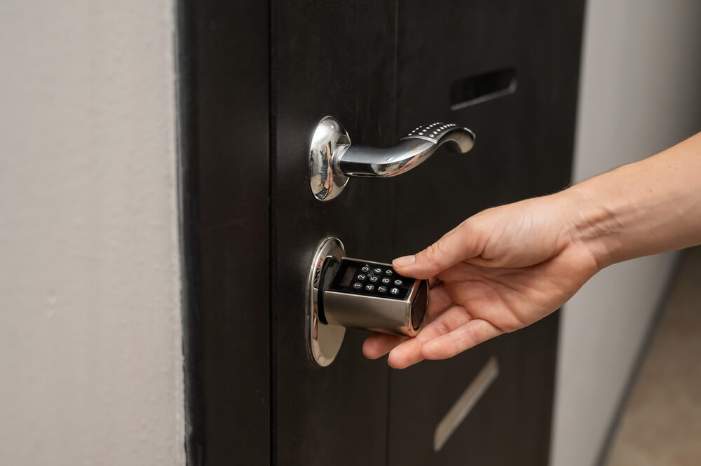 Airbnb Dubai: The Best Smart Locks for Rental Apartments