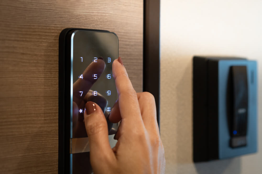 Best Door Locks for Airbnb Dubai Rentals Properties